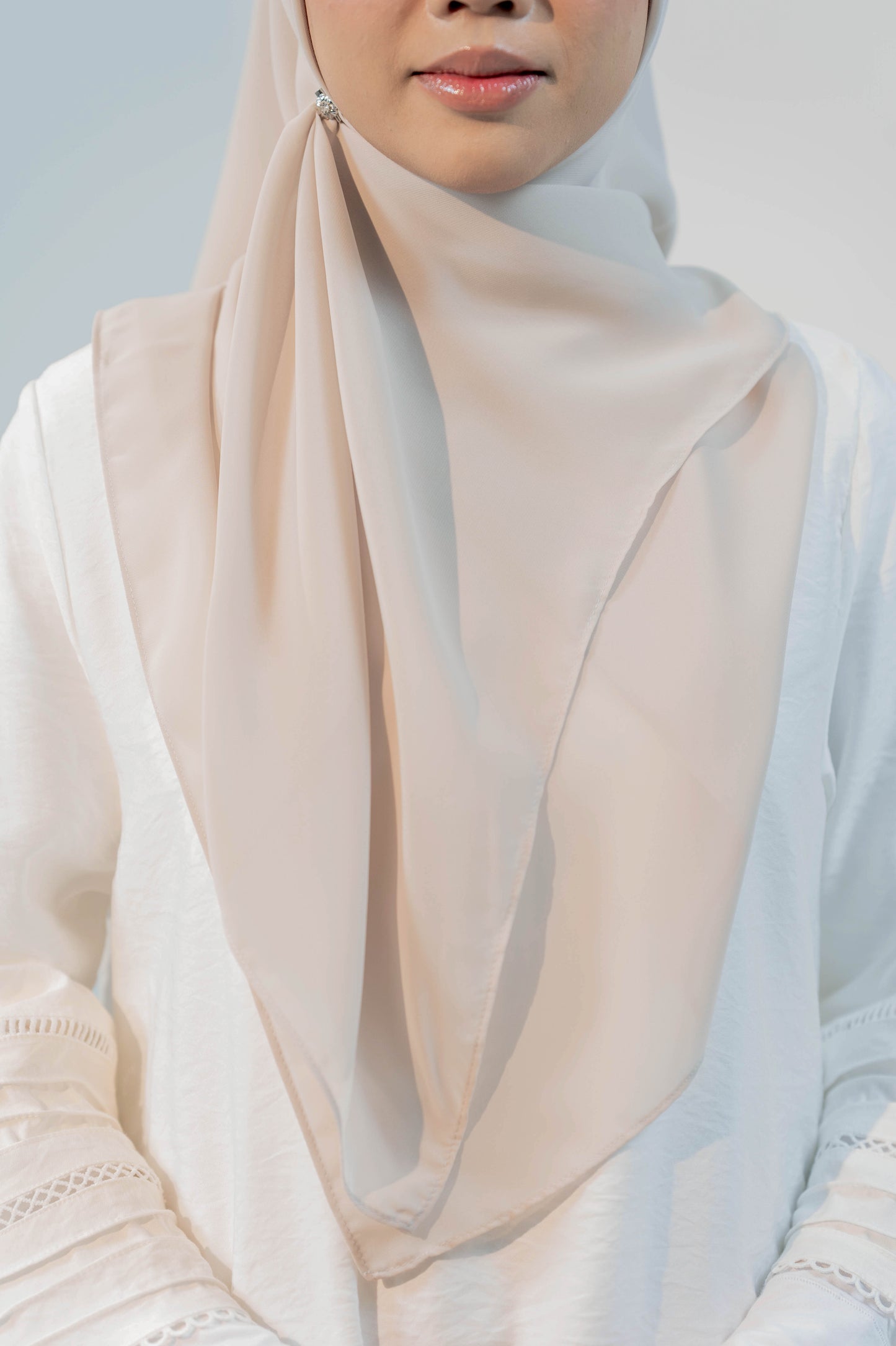 MALEEQA HIJAB LIGHT BEIGE