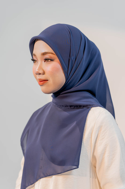 MALEEQA HIJAB NAVY BLUE