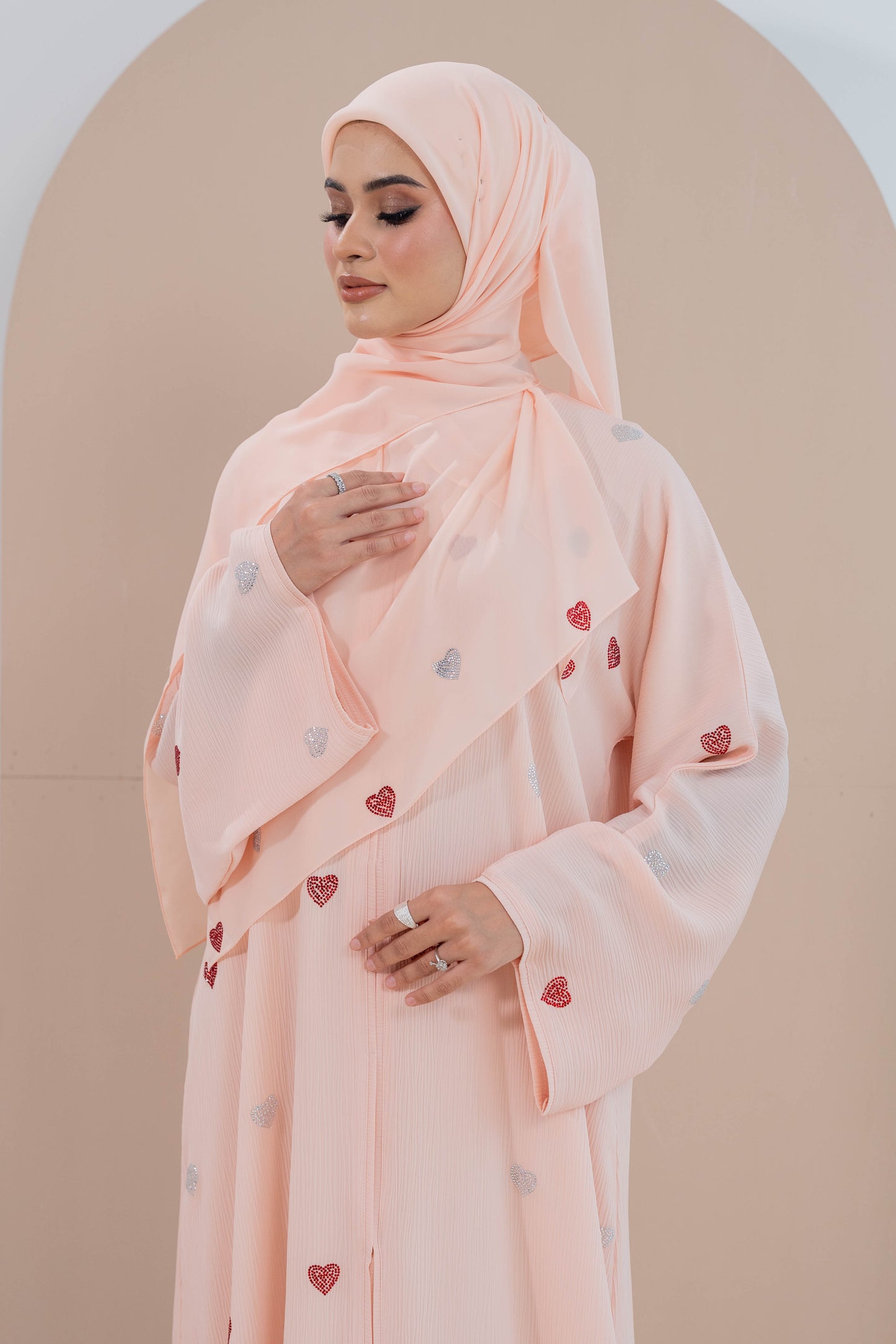 QALBI ABAYA PEACH