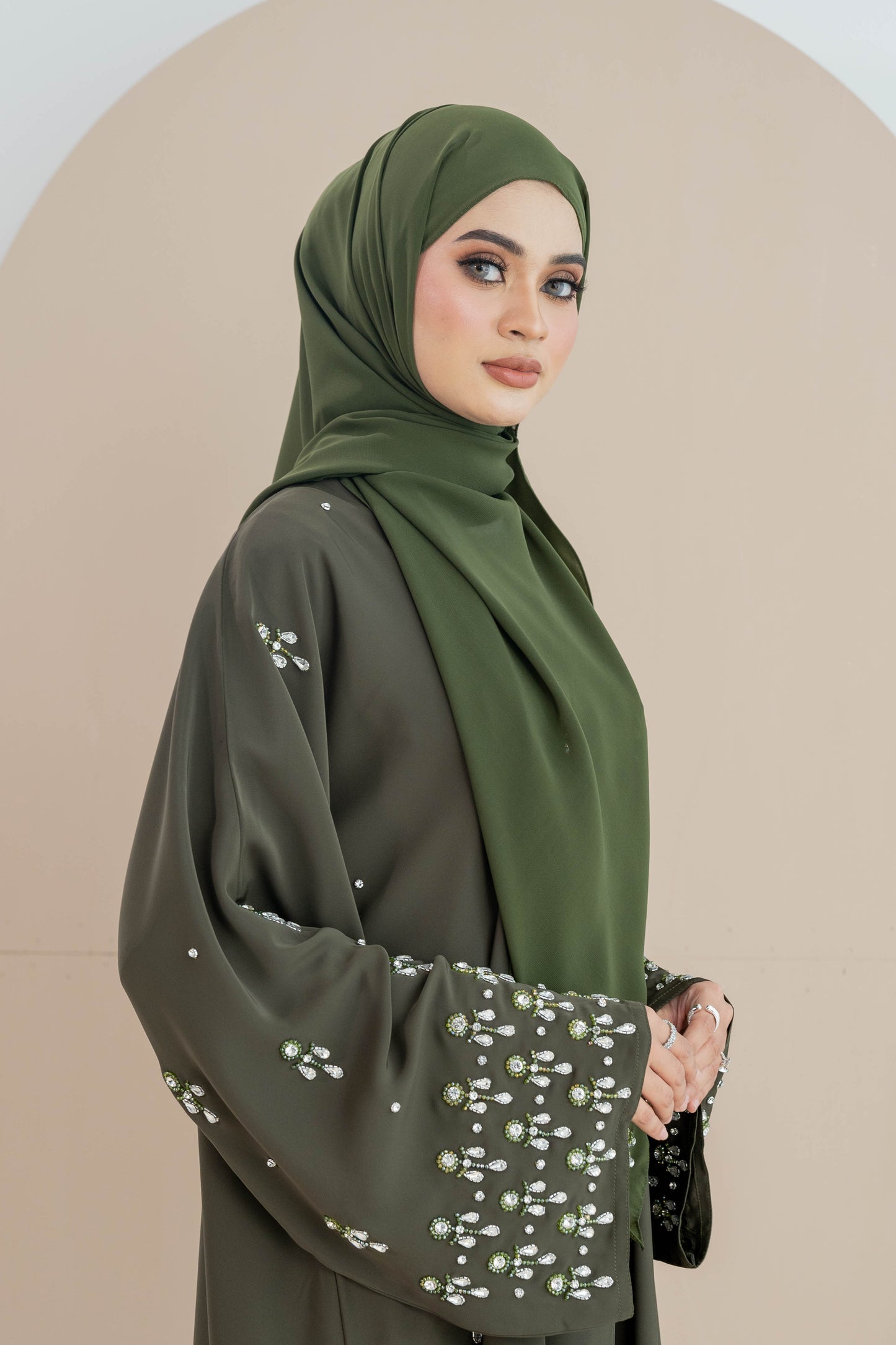 KHEER ABAYA OLIVE