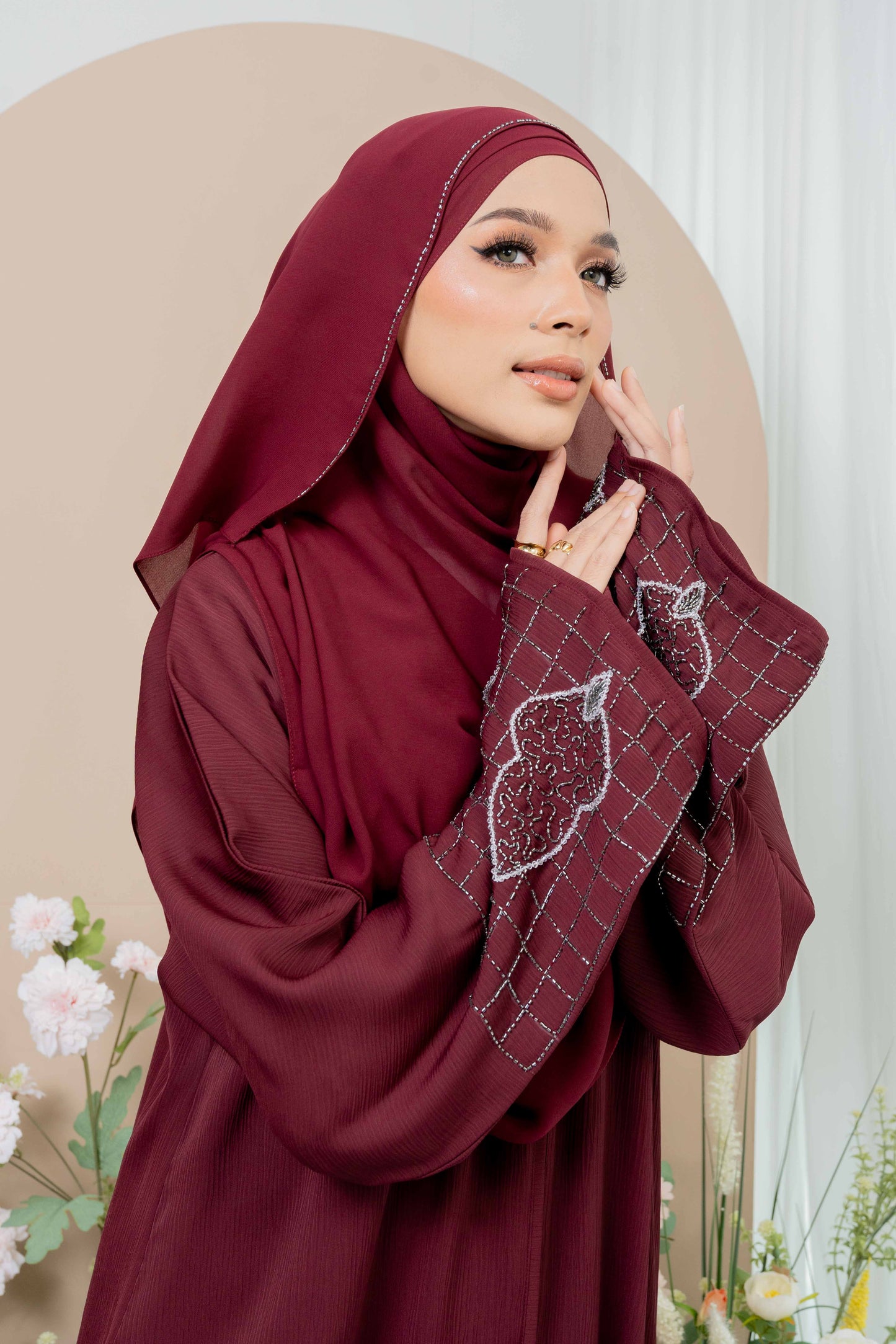 LAMIA ABAYA MAROON