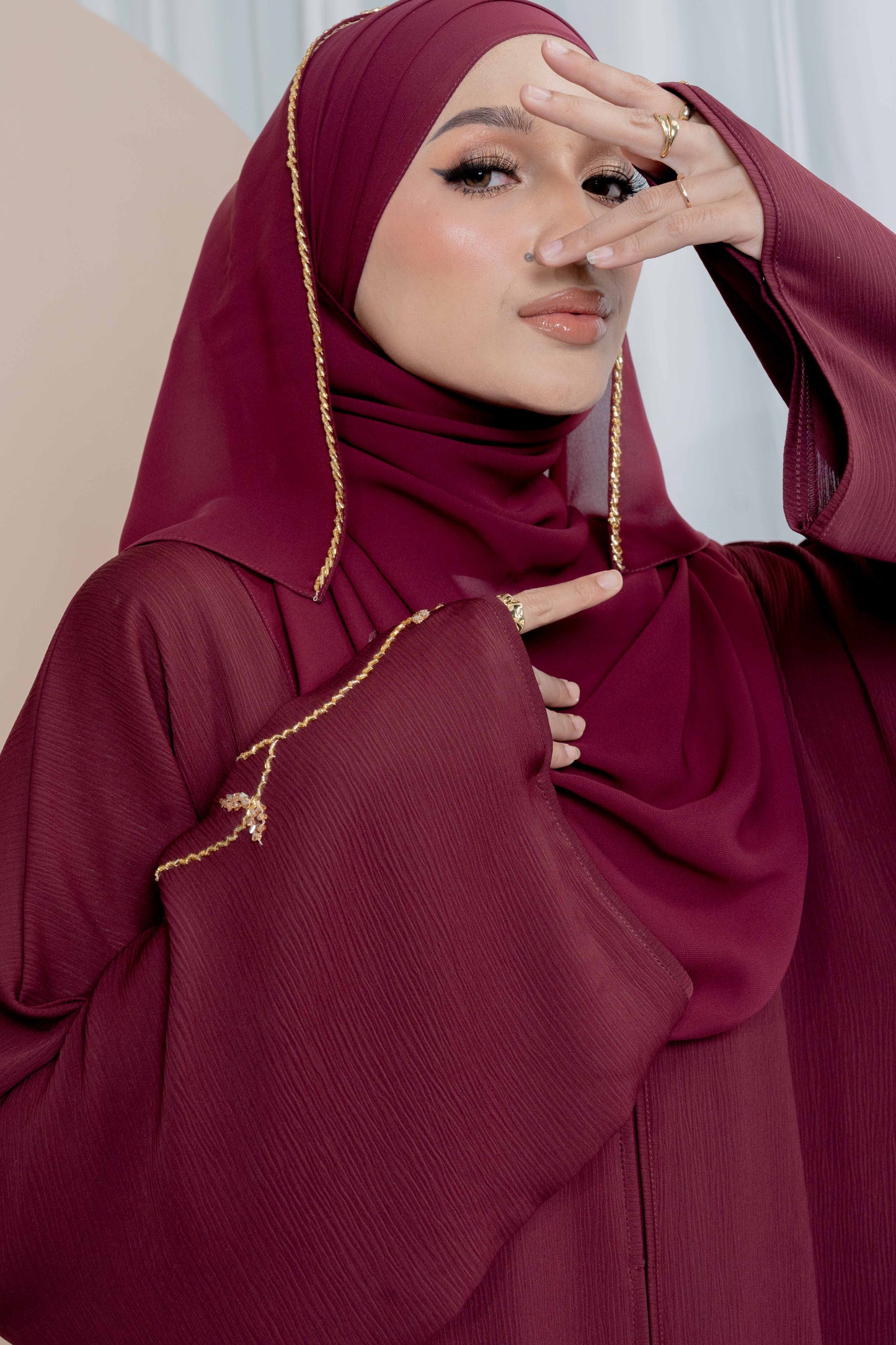 MAYSA ABAYA MAROON