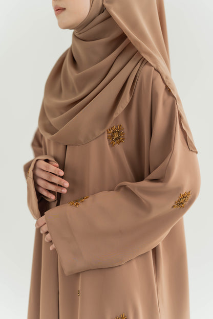 LUNARA ABAYA SOFT WALNUT