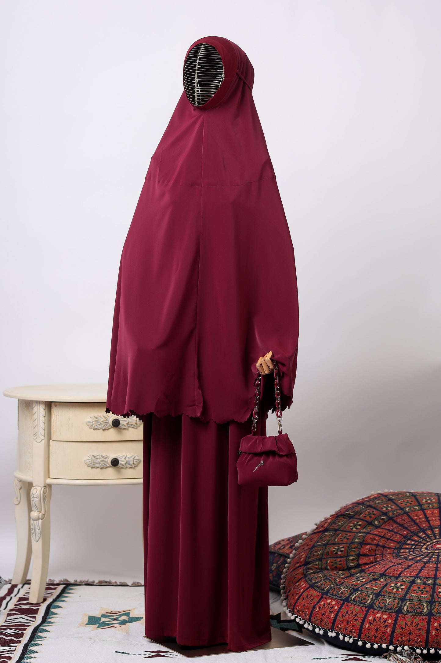 TELEKUNG RAUDAH MAROON