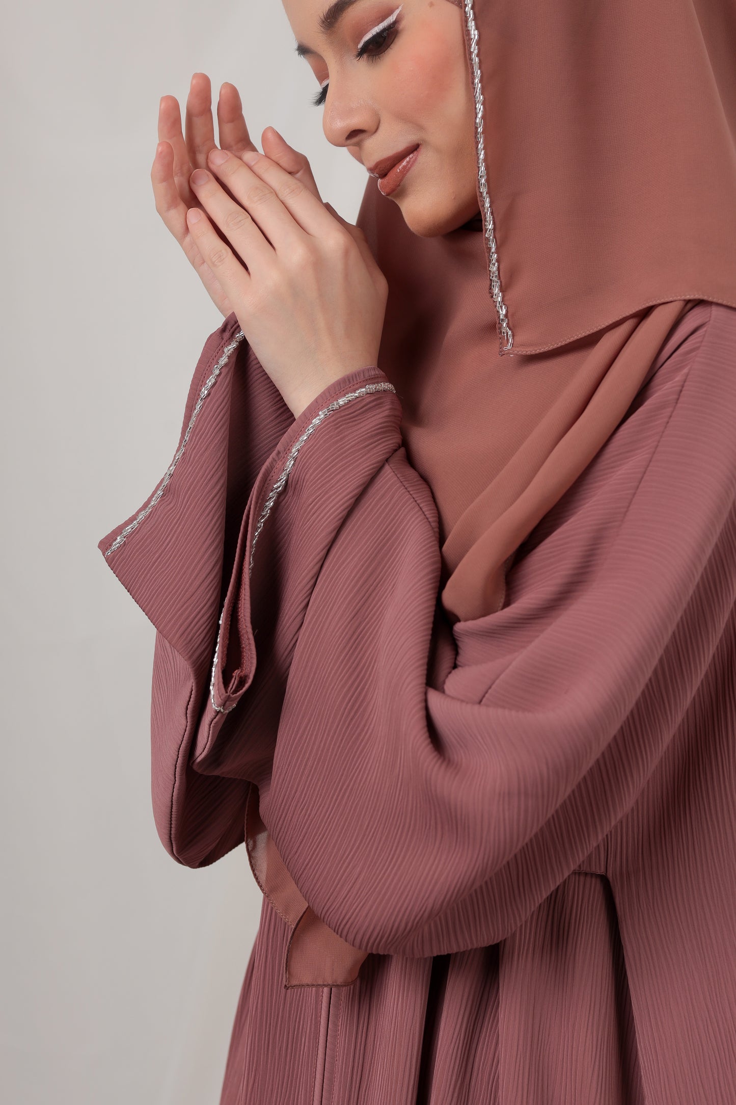 NADA ABAYA DUSTY PINK