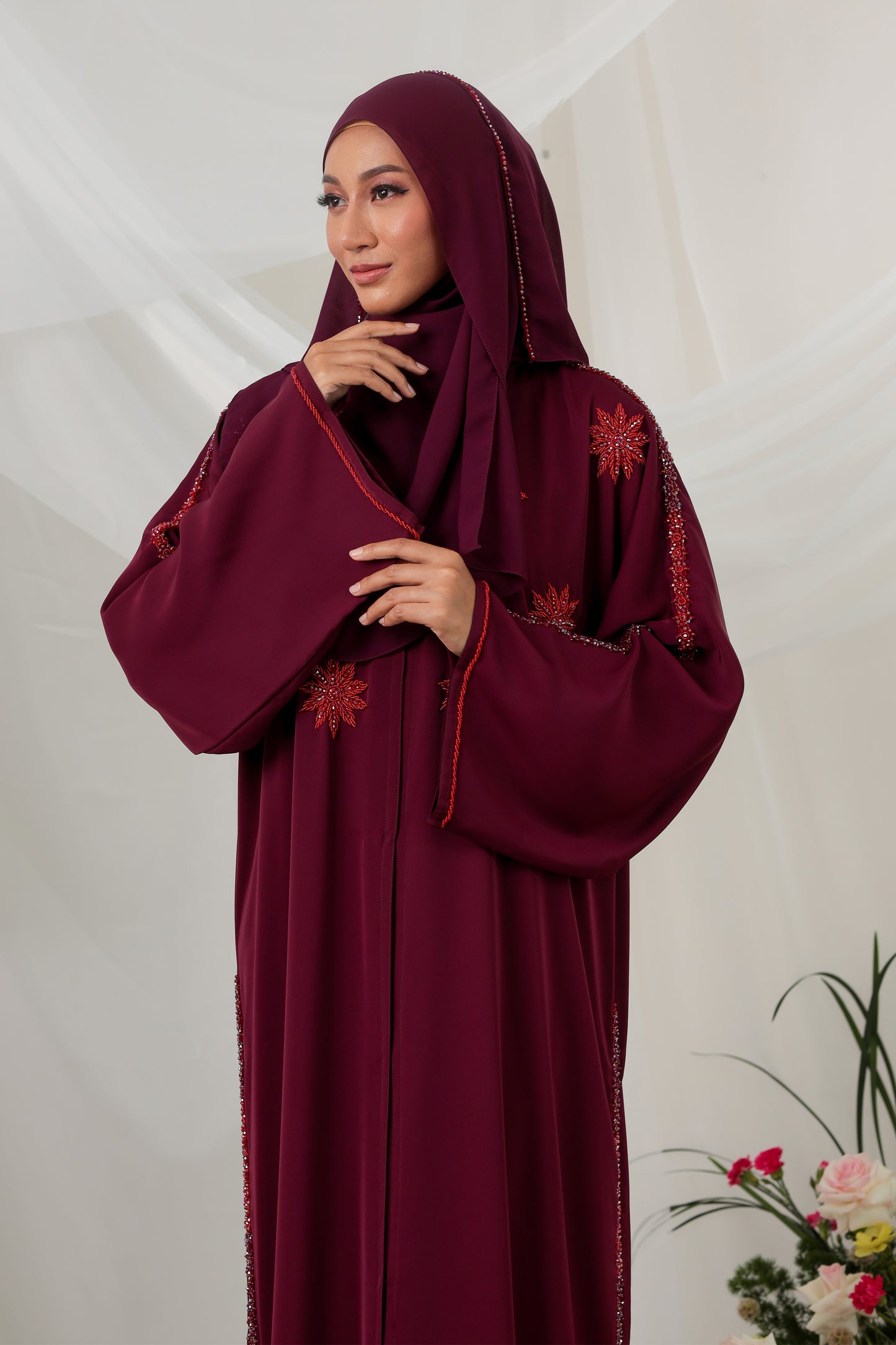 ZEHRA ABAYA MAROON