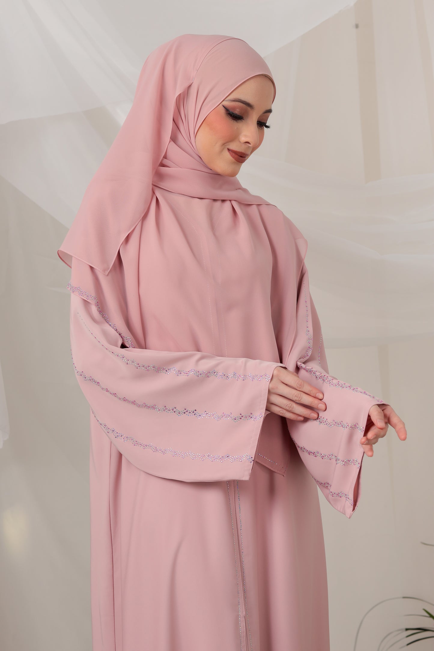 LANA ABAYA PINK