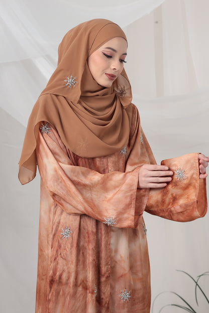 DAFINAH ABAYA BROWN