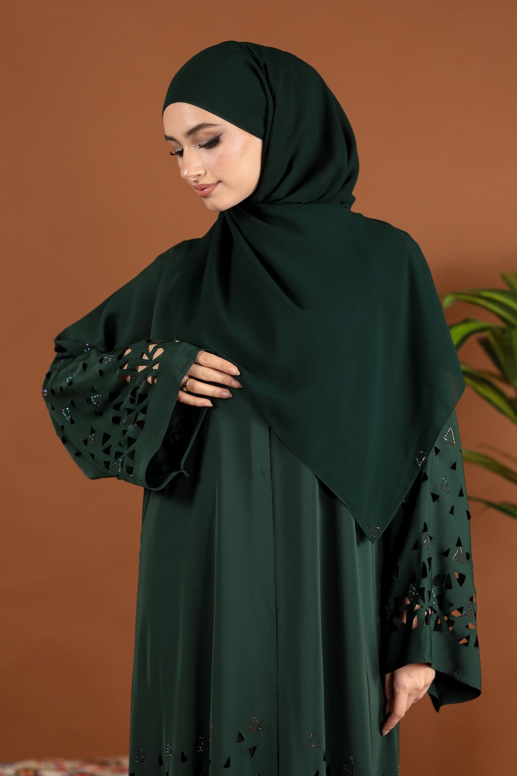 AMEENA ABAYA EMERALD GREEN