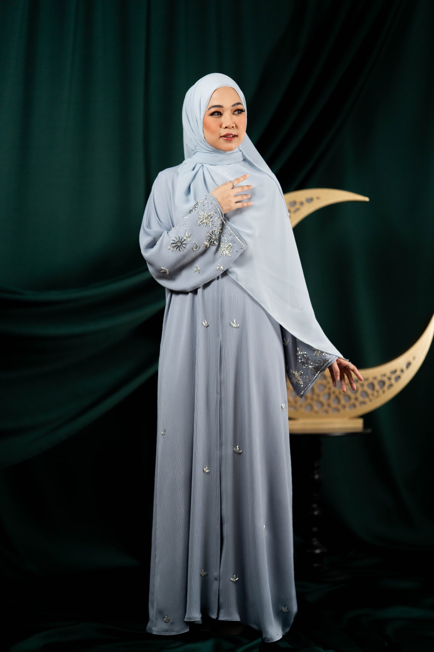 RANAA ABAYA DUSTY BLUE