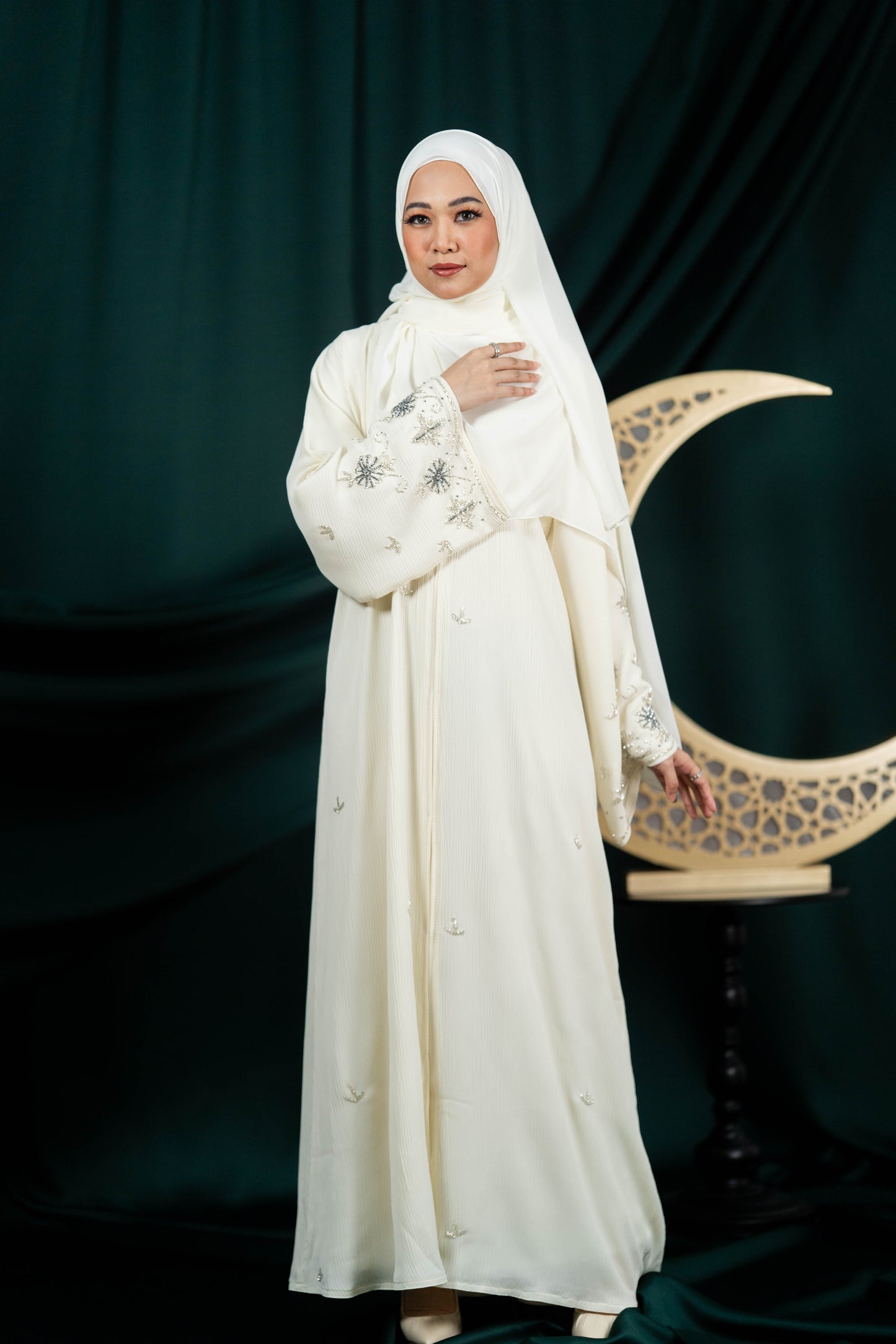 RANAA ABAYA SOFT YELLOW